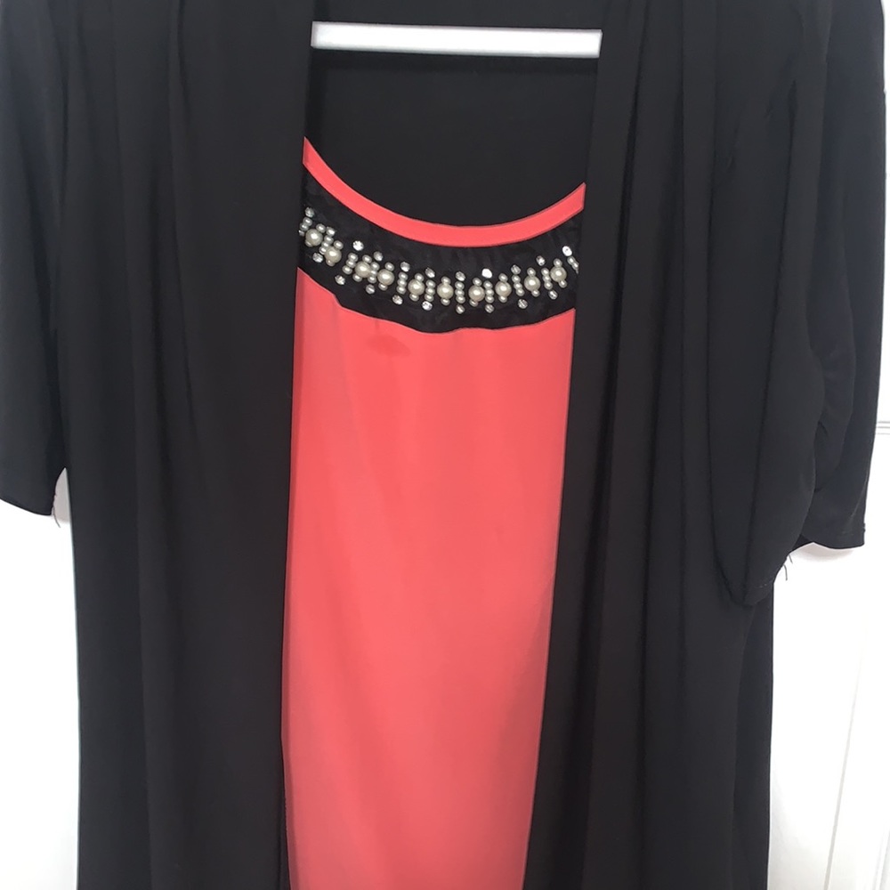 Gently Loved Top - image 2